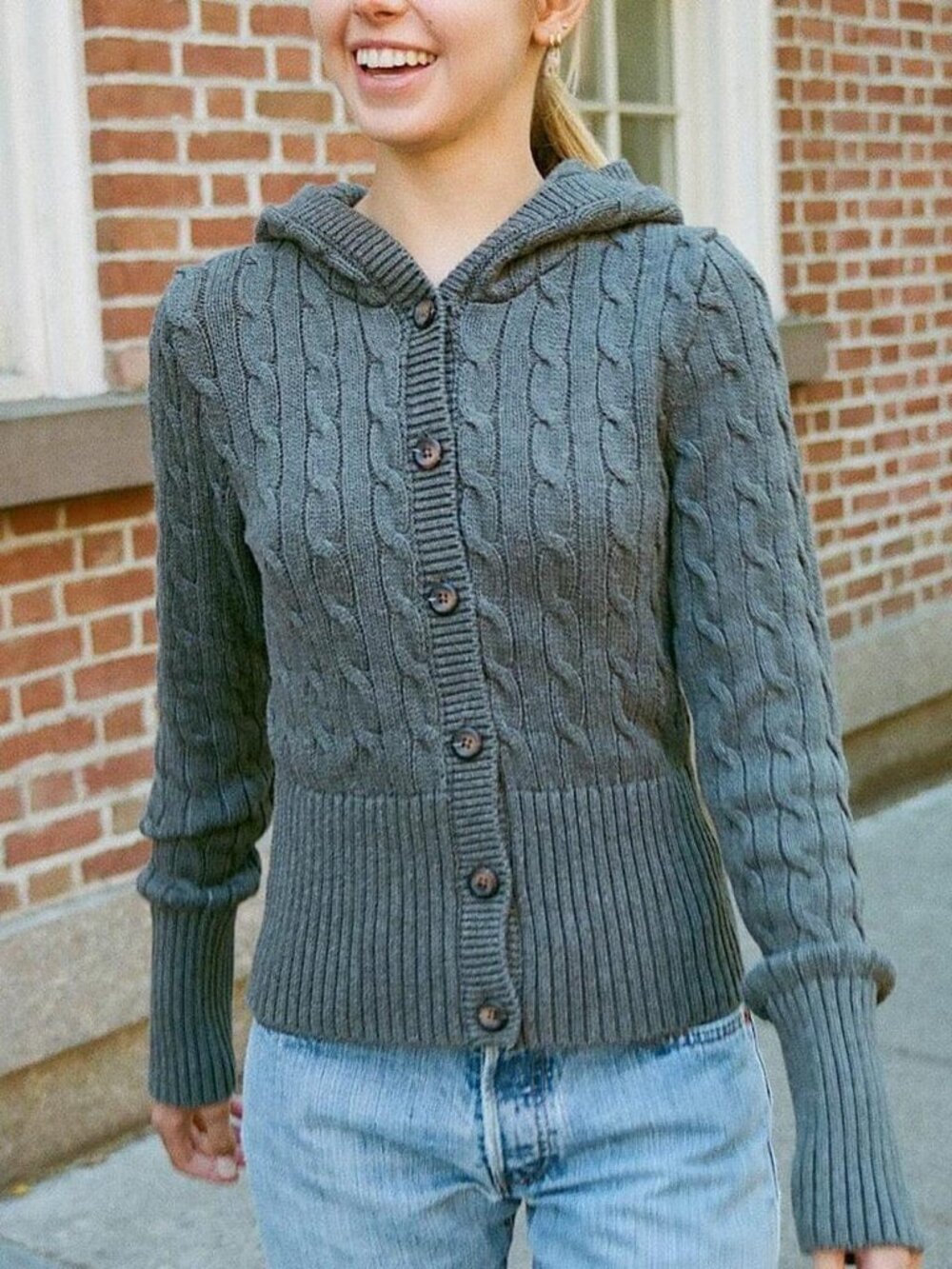 Brandy Melville Women's Grey Cardigan